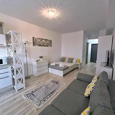 & Studiouri Jolie Apartment