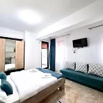 Apartment & Studiouri Jolie