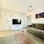 & Studiouri Jolie Apartment