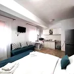& Studiouri Jolie Apartment