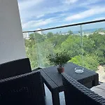 Apartamente&studiouri Jolie Apartament *