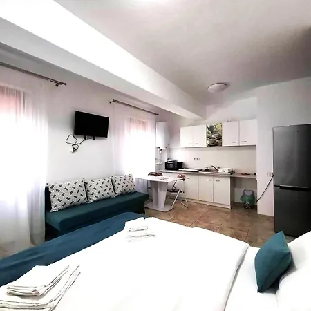 & Studiouri Jolie Apartment