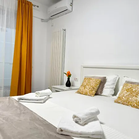 Apartment & Studiouri Jolie