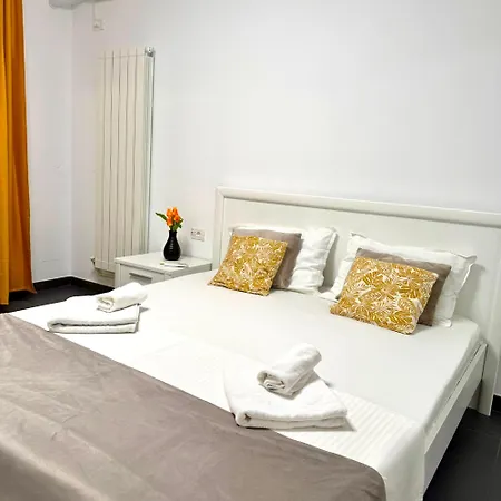 Apartment & Studiouri Jolie *