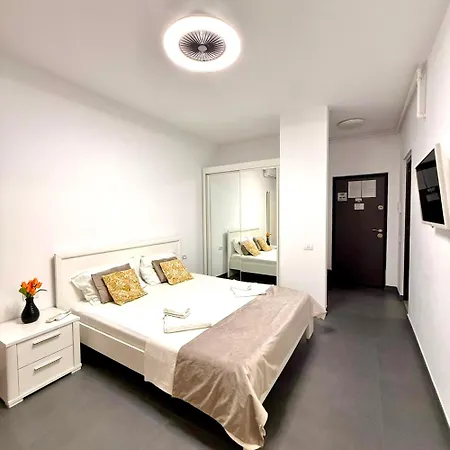 Apartment & Studiouri Jolie *