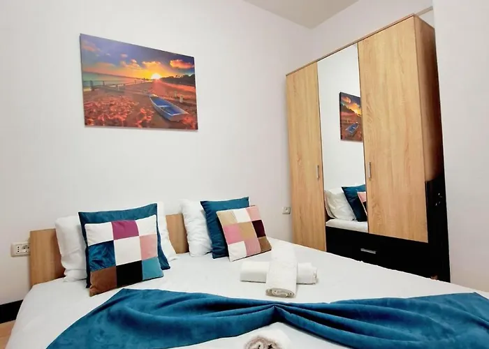 & Studiouri Jolie Apartment